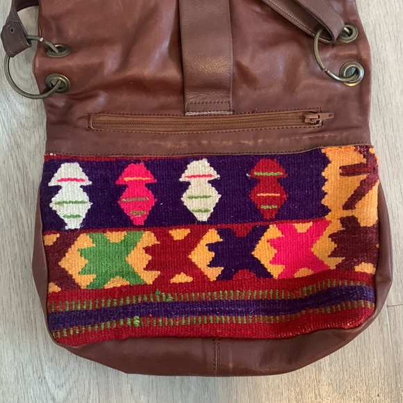 Artisan leather bag - Picture 5 of 10